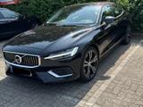 Volvo S60 T8 Recharge AWD Geartronic Inscription R... - Volvo S60: Allradantrieb