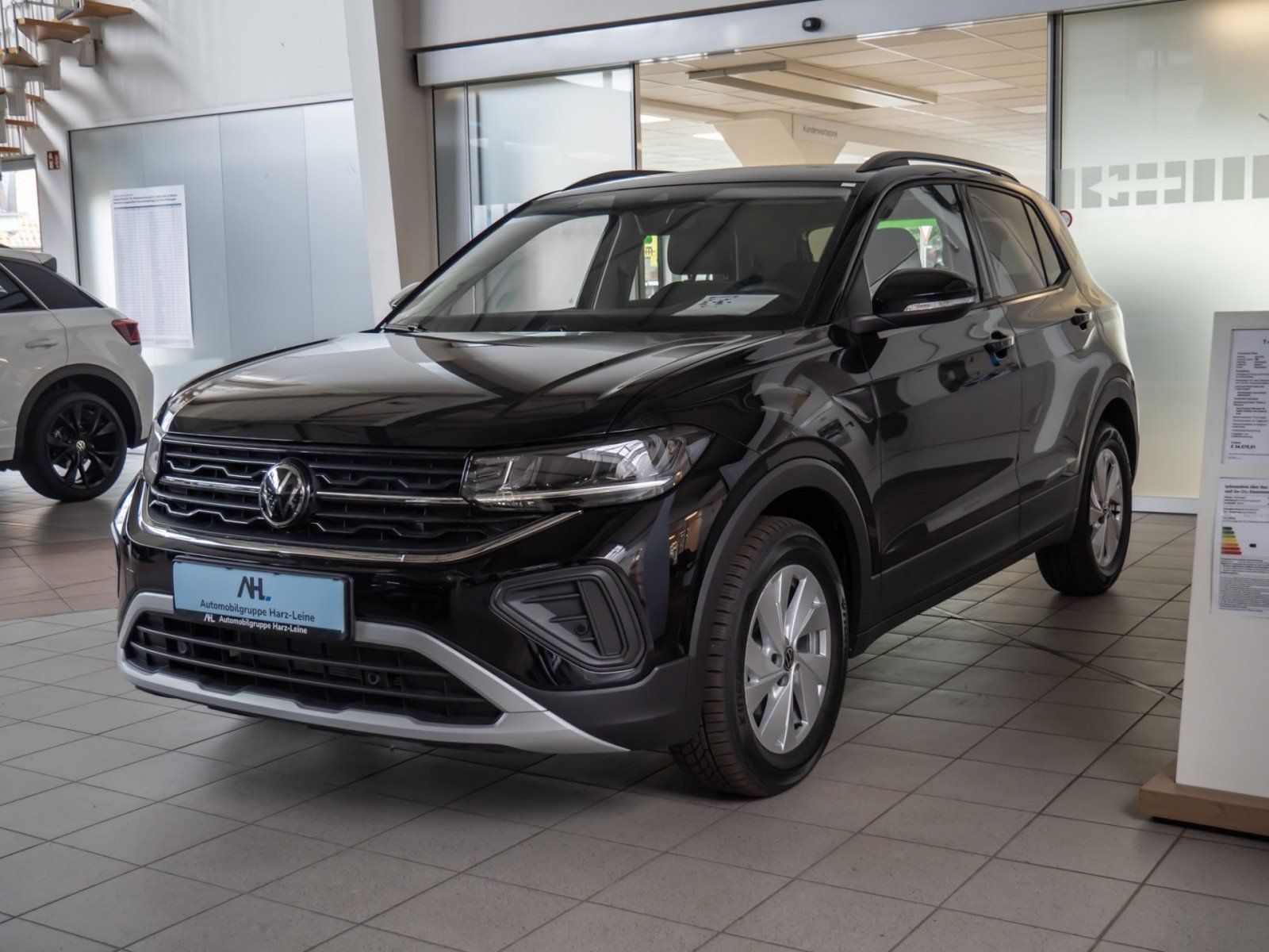 Volkswagen T-Cross Life 1.0 l TSI OPF DSG 2xKlima AHK AUT foto 2