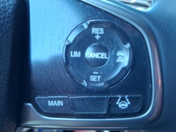 Honda Civic Elegance 1.0 V-TEC °LED°Navi°SHZ°PDC°ACC°