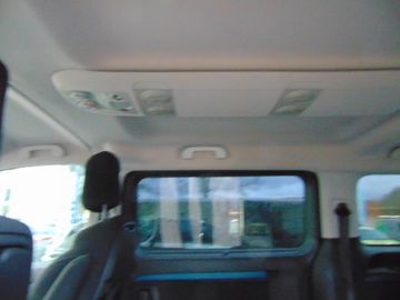 Bild 14 Peugeot Traveller Active L2