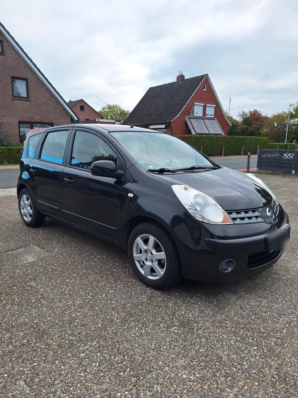 Nissan Note -guter Zustand , TUV bis 07/2028