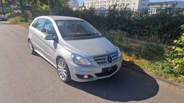 Mercedes-Benz B 170 KLIMA ALU PDC KLIMAAUTOMATIK TÜV 03/2026