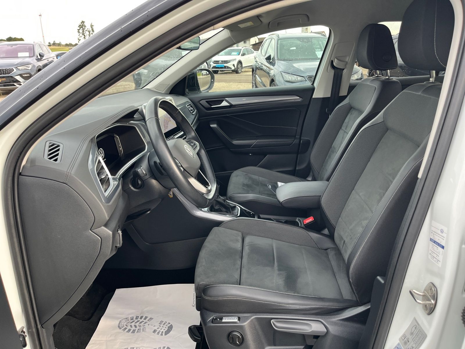 Volkswagen T-Roc - Bild 10