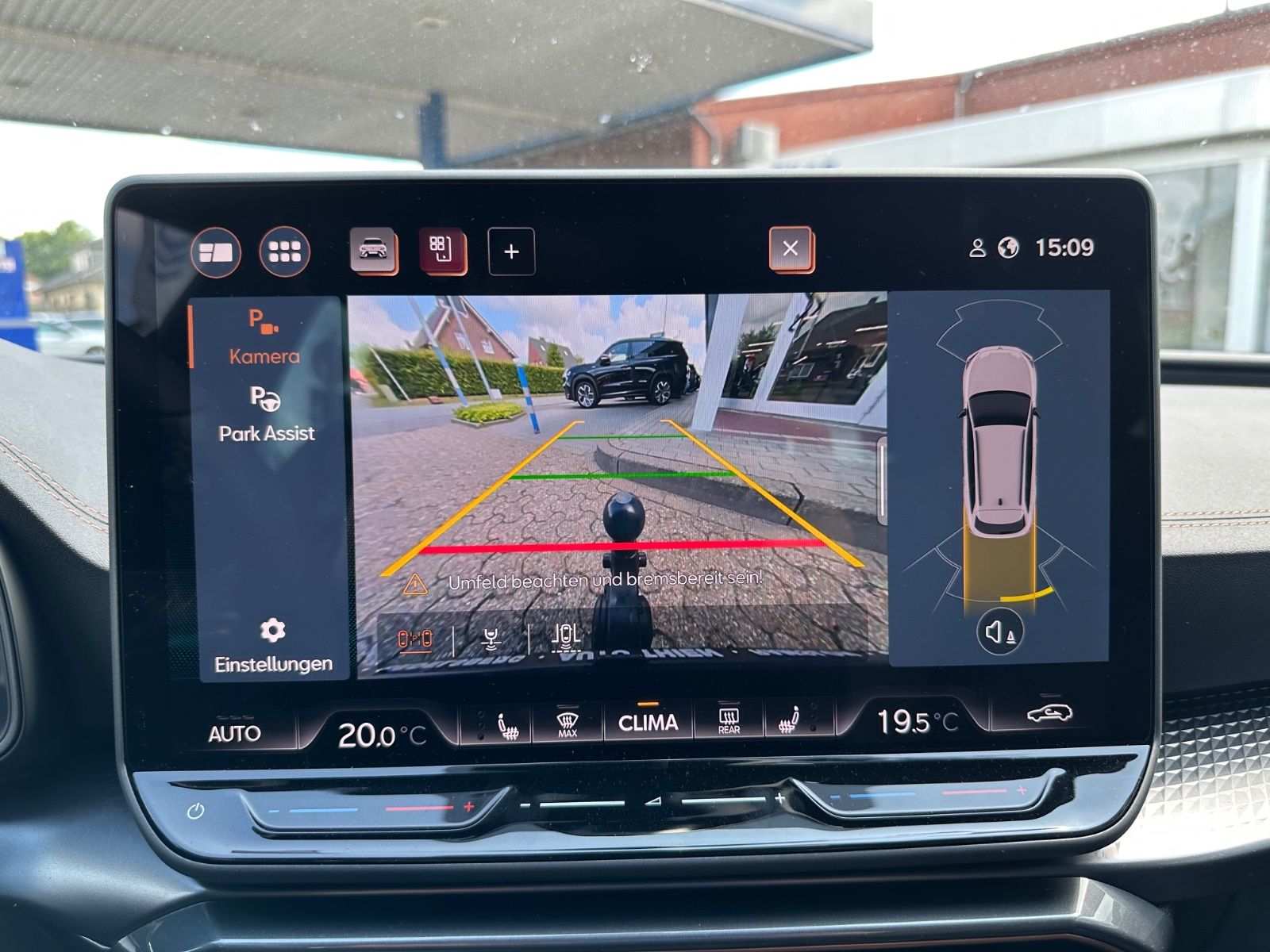 Fahrzeugabbildung CUPRA Leon ST 1.5 eTSI DSG Navi/AHK/LED/SHZG/18"