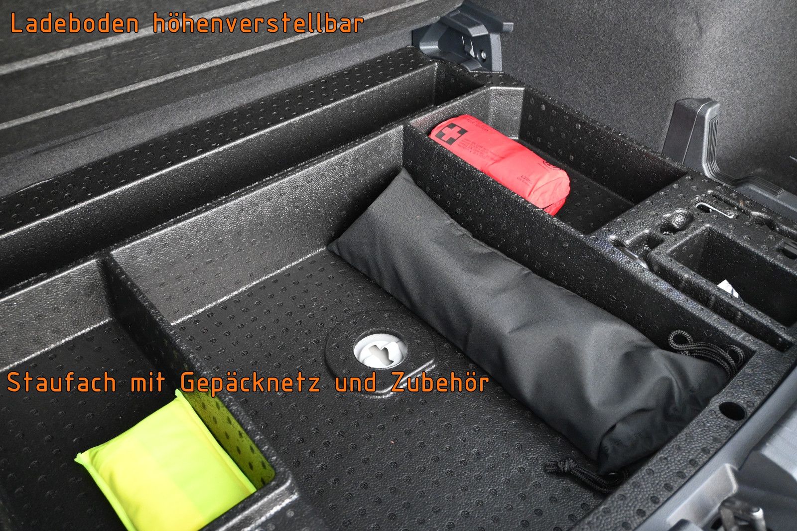 Fahrzeugabbildung Volkswagen Tiguan Allspace 2.0 TDI DSG 4M. °AHK°STHZ°PANO°