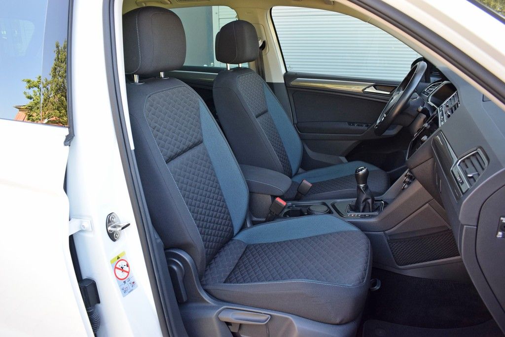 Volkswagen Tiguan 1.5 TSI 6-Gang IQ.DRIVE LED AHK HuD Pano foto 5