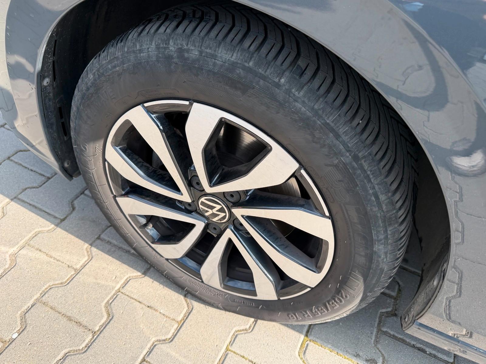 Volkswagen Golf VIII Lim. Active/ACC/LED/Eu6/SHZ/PDC/2.Ha/, миниатюра 8
