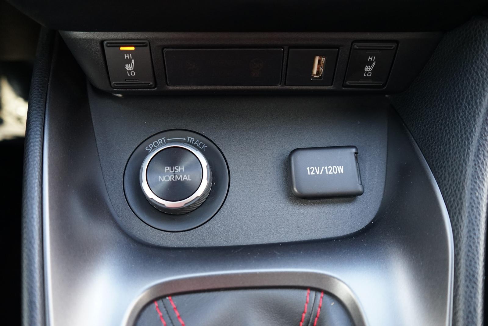 Toyota Yaris 1.6 GR 4WD LED ACC Android Apple DAB, миниатюра 15