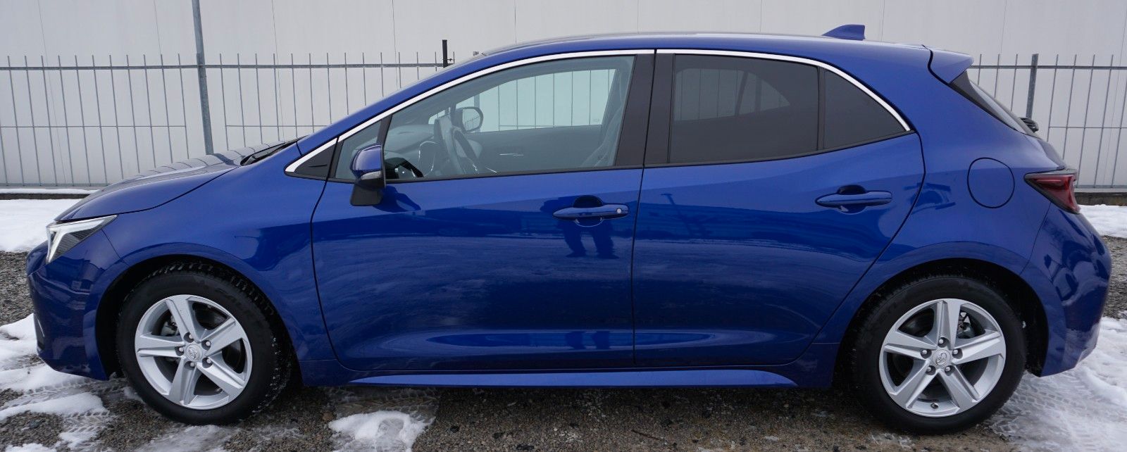 Fahrzeugabbildung Toyota Corolla Hybrid Lounge, Navi, LED, Kamera,Head Up