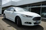 Ford Mondeo Limousine Hybrid - Ford Mondeo mit Hybrid-Antrieb