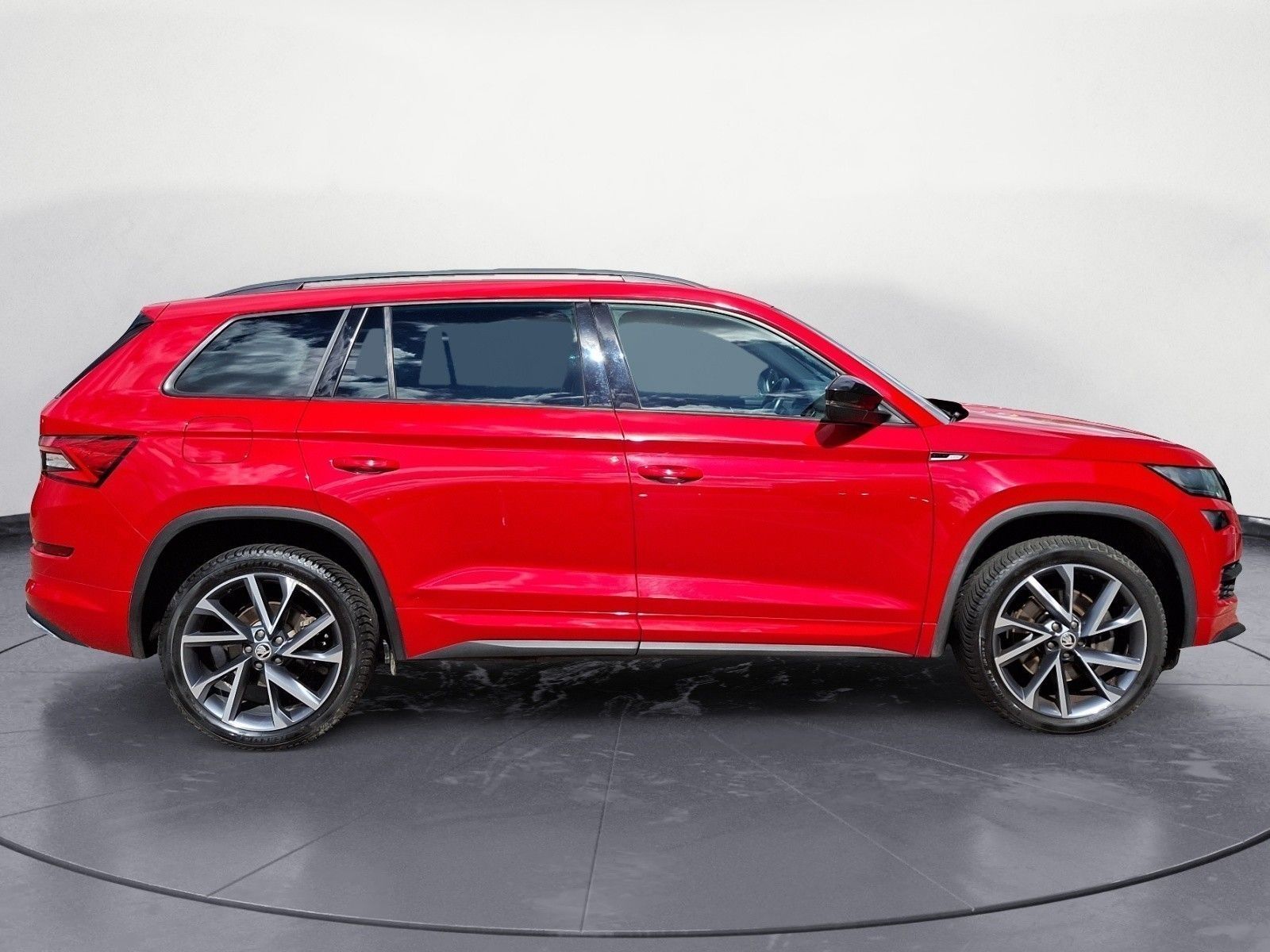 Skoda Kodiaq 2.0 TSI DSG 4x4 Sportline Tempom.aktiv Bl foto 5