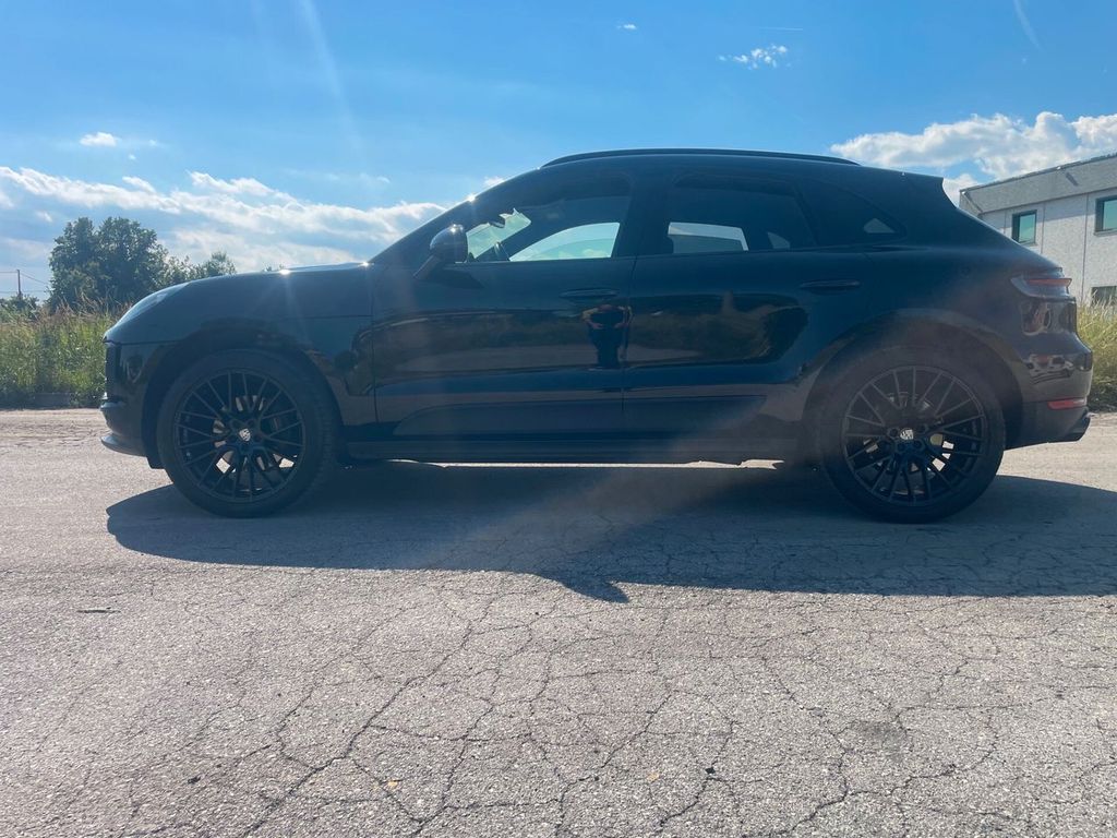 Image of Porsche Macan
