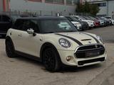 MINI Cooper S Panoramadach Tempomat SHZ PDC BLT - weiße MINI Cooper S