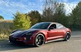 Porsche Taycan Turbo*SportDesign+Chrono+21/PDCC*18W*BeiD - Porsche Taycan: S