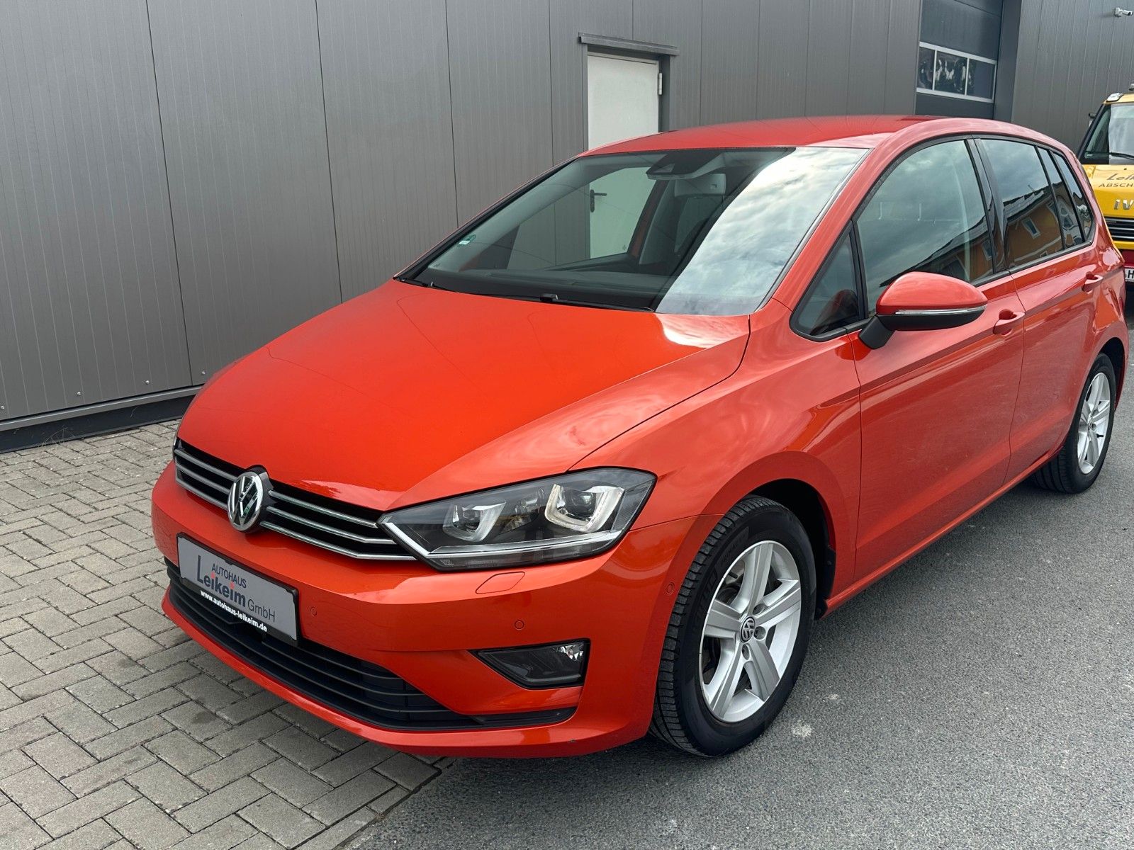 Gebrauchtwagen Volkswagen Golf Sportsvan Golf Sportsvan 2,0 TDi Comfortline – LEDER * NAV in Marktzeuln
