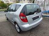 Mercedes-Benz A 160 ELEGANCE Autom-Klima-erst 52.000KM PTS-akt - Mercedes-Benz A 160 aus 2011