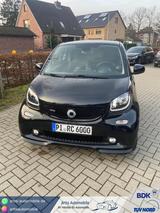Smart fortwo coupe BRABUS*NAVI*SITZHEIZUNG - Smart: Schwarz