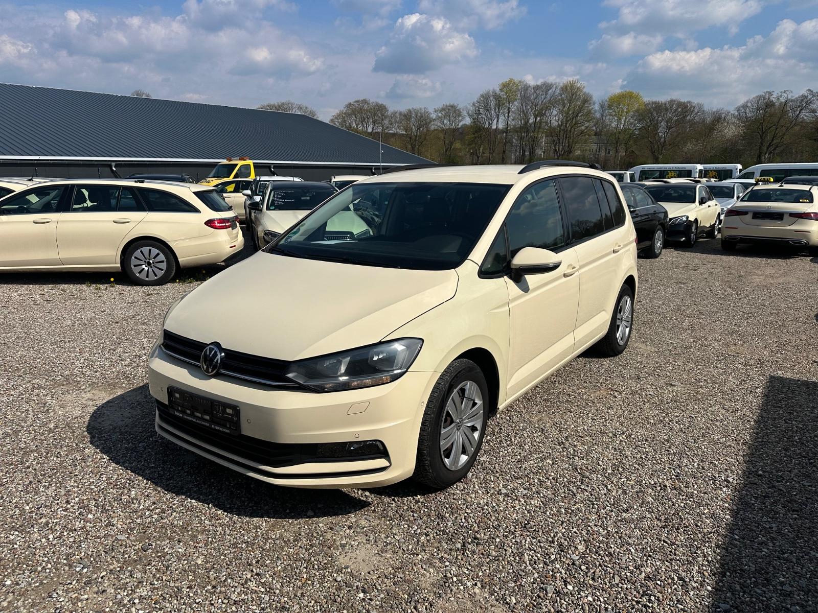 Volkswagen Touran 2.0 TDI DSG Comfortline, LED, 7 Sitzer