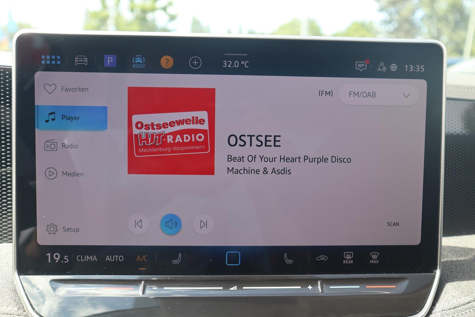 Volkswagen Passat 1.5 eTSI DSG LED ACC Sitzheizung, миниатюра 22