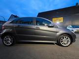 Mercedes-Benz B 160 SPORTS TOURER ALU NAVI - gebrauchte Mercedes-Benz B-Klasse aus dem Jahr 2010