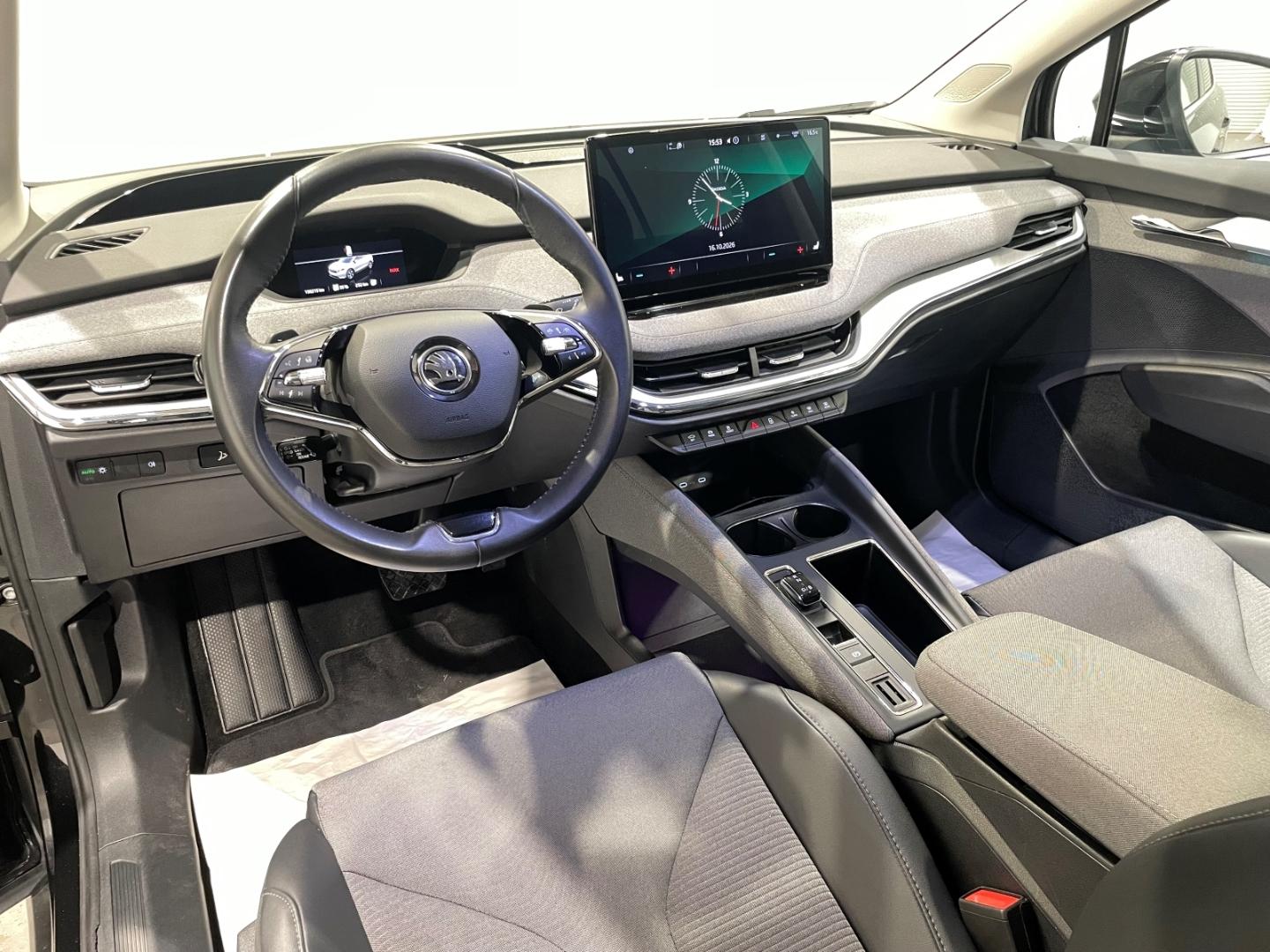 Skoda Enyaq 80 Loft Teilleder Navi LED ACC Rückfahrkam