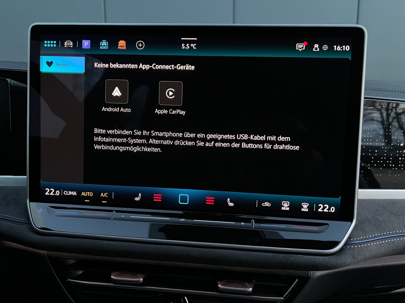 Fahrzeugabbildung Volkswagen Passat Variant R-Line 2.0 TDI DSG 4MOTION *AHK,