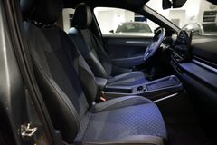 VW T-Roc 1.5 eTSI R-Line | Pano | 20"| NEUES MODELL VW T-Roc 1.5 eTSI R-Line | Pano | 20"| NEUES MODELL