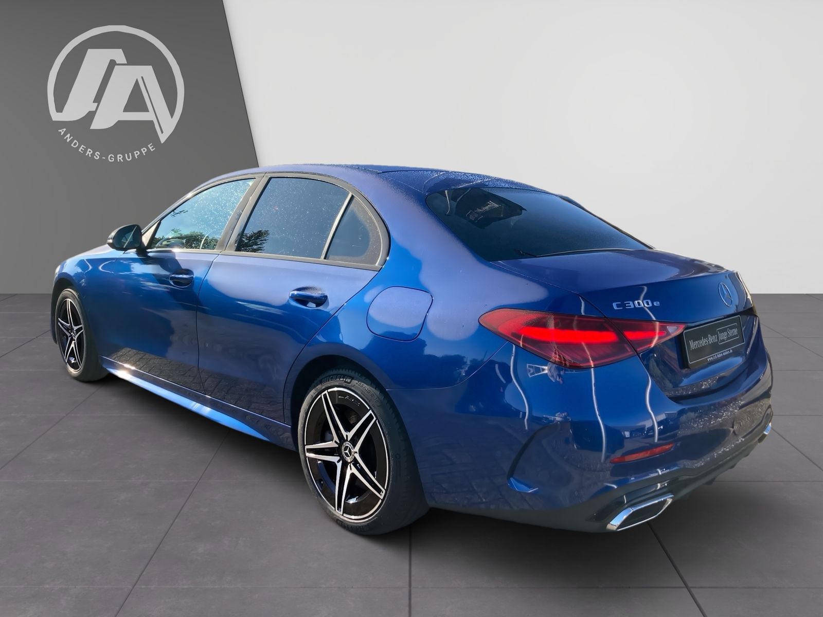 Mercedes-Benz C 300 e AMG+Night+AHK+HuD+Memory+Distr+Digital imagem 3