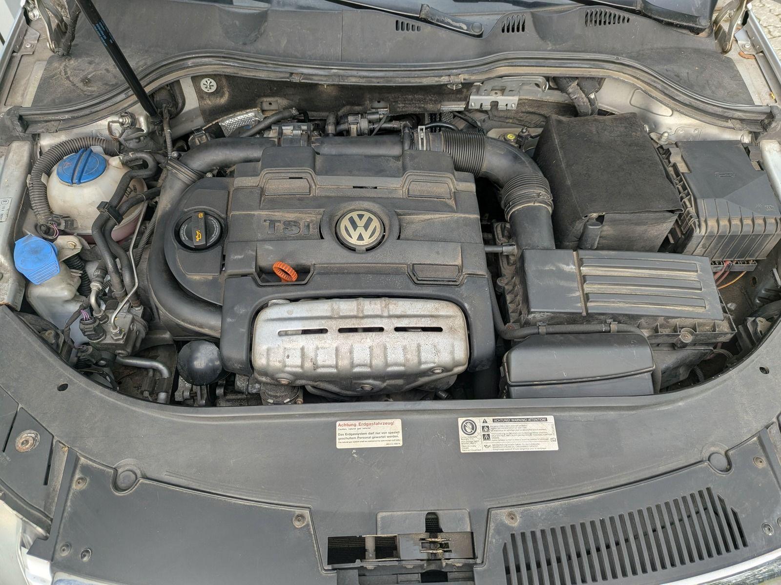 Volkswagen Passat 2009 — photo 11
