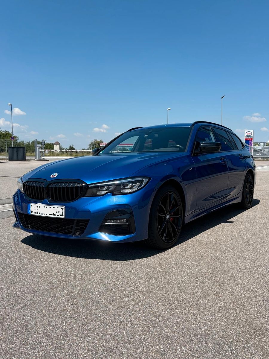 BMW 318i Touring M-Sport, 8 Fach Bereift, Portimou 