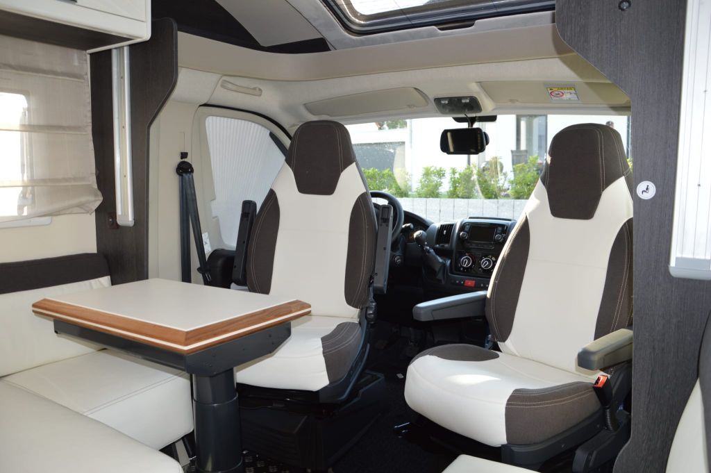 Fahrzeugabbildung ROLLER TEAM GRANDUCA 282 P/TL *SCHAUSONNTAG 11- 16 Uhr*