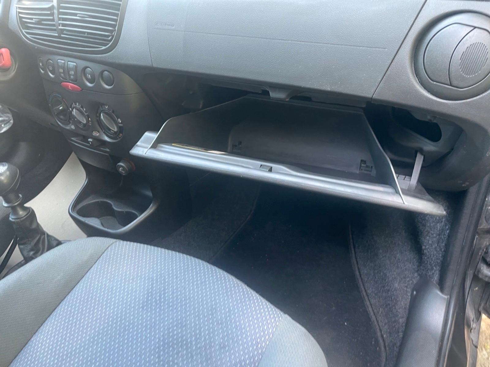 Fiat PUNTO 1.2 8V/5-TRG/TÜV-NEU/KLIMA/EL-F/ZV/SERVO