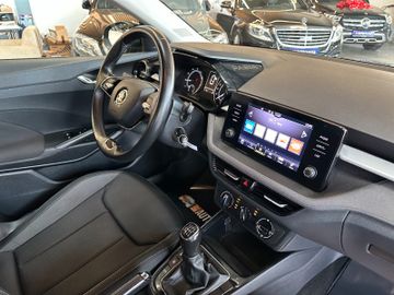 Skoda Fabia Tour *1. Hand*Klima*MirrorLink*LED*PDC*