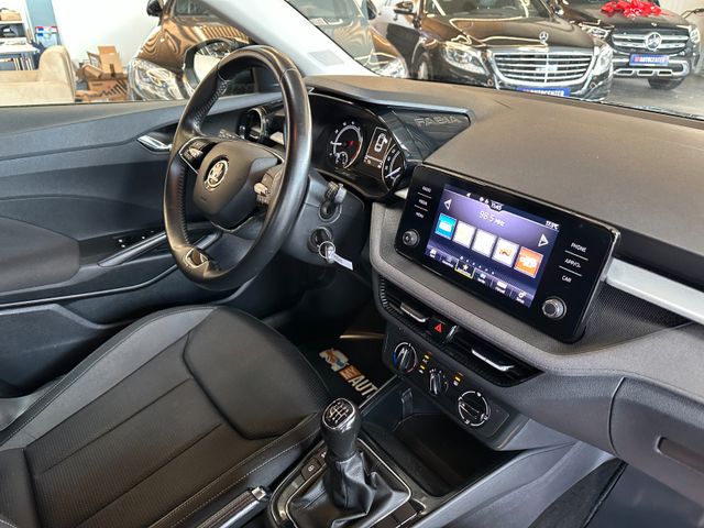 Skoda Fabia Tour *1. Hand*Klima*MirrorLink*LED*PDC*