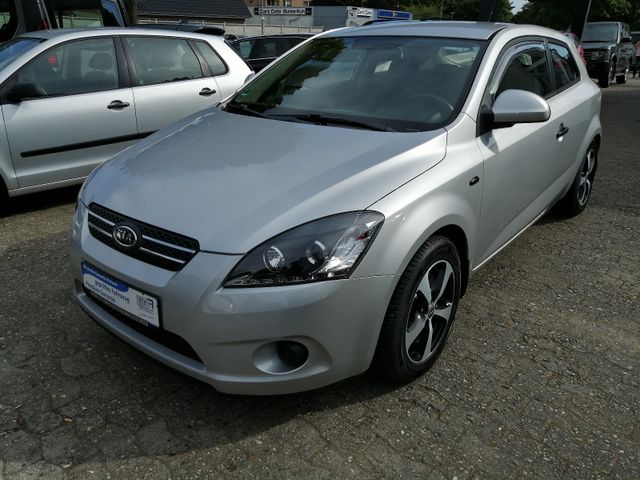 Kia Ceed 1.6i/Klima/Navigation/USB