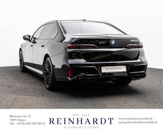 BMW M760 - 11