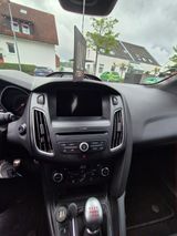Ford Focus 2,0 EcoBoost ST - Ford Focus mit Benzin-Antrieb: Limousine, 2.0