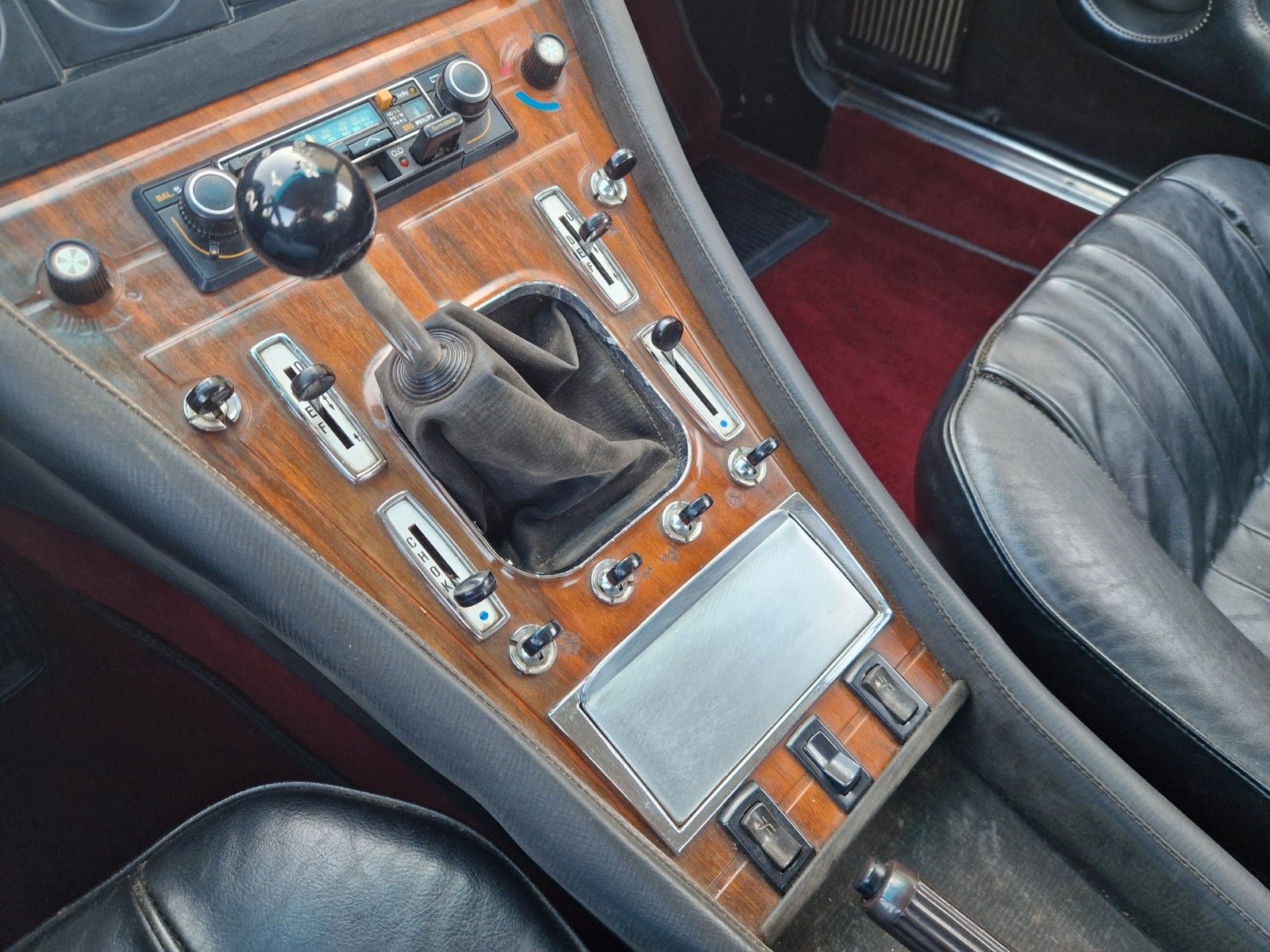 Fahrzeugabbildung Ferrari 365 GT/4 2+2 *GTC Motor*