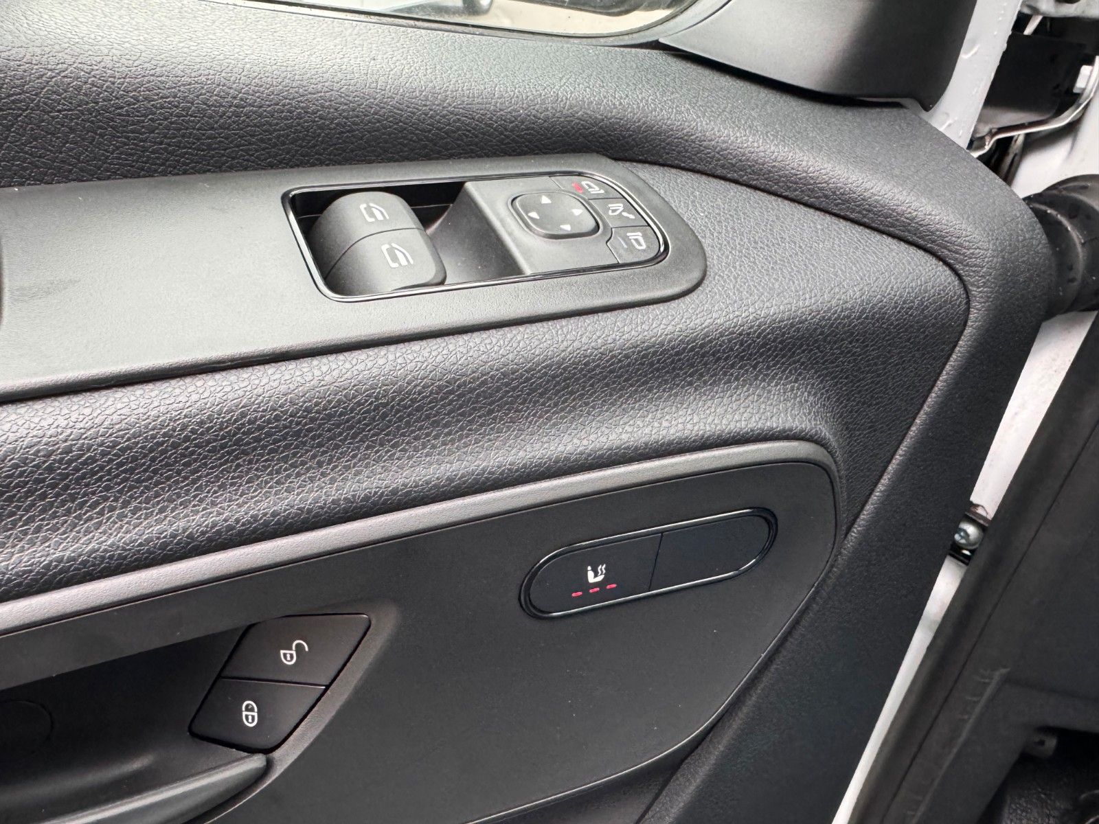 Fahrzeugabbildung Mercedes-Benz Sprinter 319 CDI 3665 Klima Kamera AHK