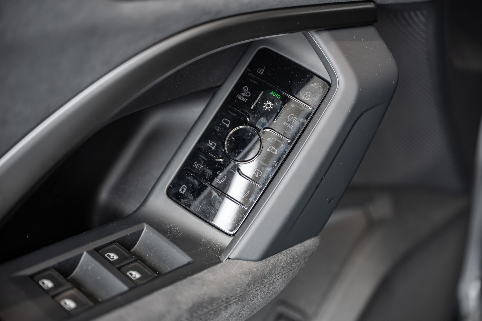 Audi SQ5 - Bild 23