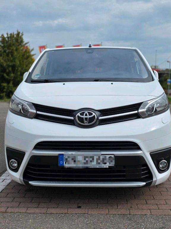 Image of Toyota Verso