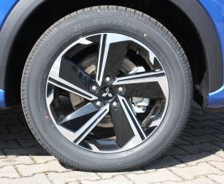 Bild 6 Mitsubishi Eclipse Cross Plug-in Hybrid PLUS mit Select -P.