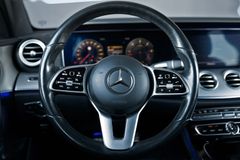 MERCEDES-BENZ E 400 d T 4M Avantgarde *Widescreen*Memory*AHK*