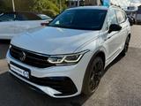 Volkswagen Tiguan Allspace R-Line 4Motion 2.0 TSI 180 kW - VW Gebrauchtwagen von 2022