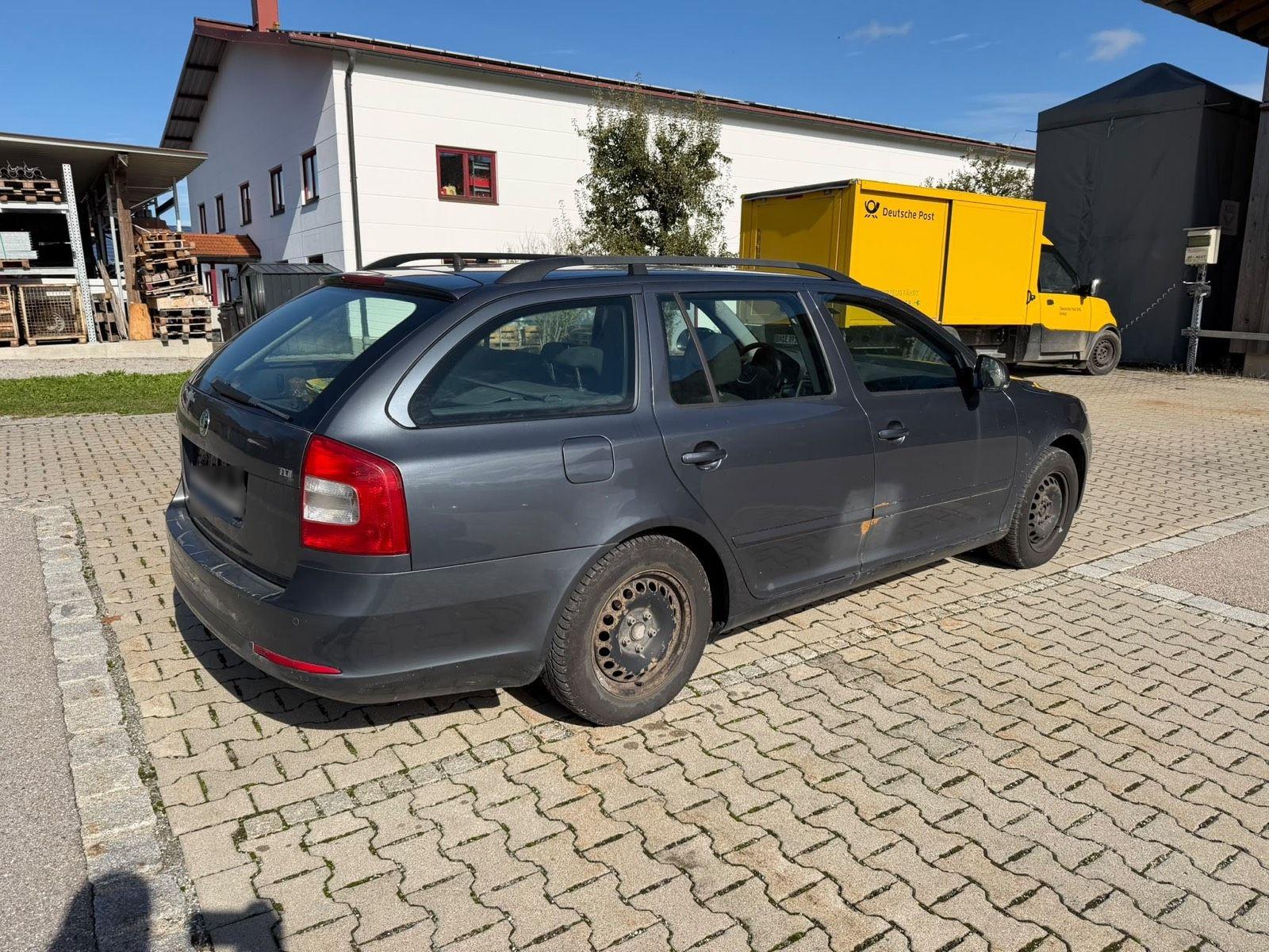 Skoda Octavia 2012 — photo 8