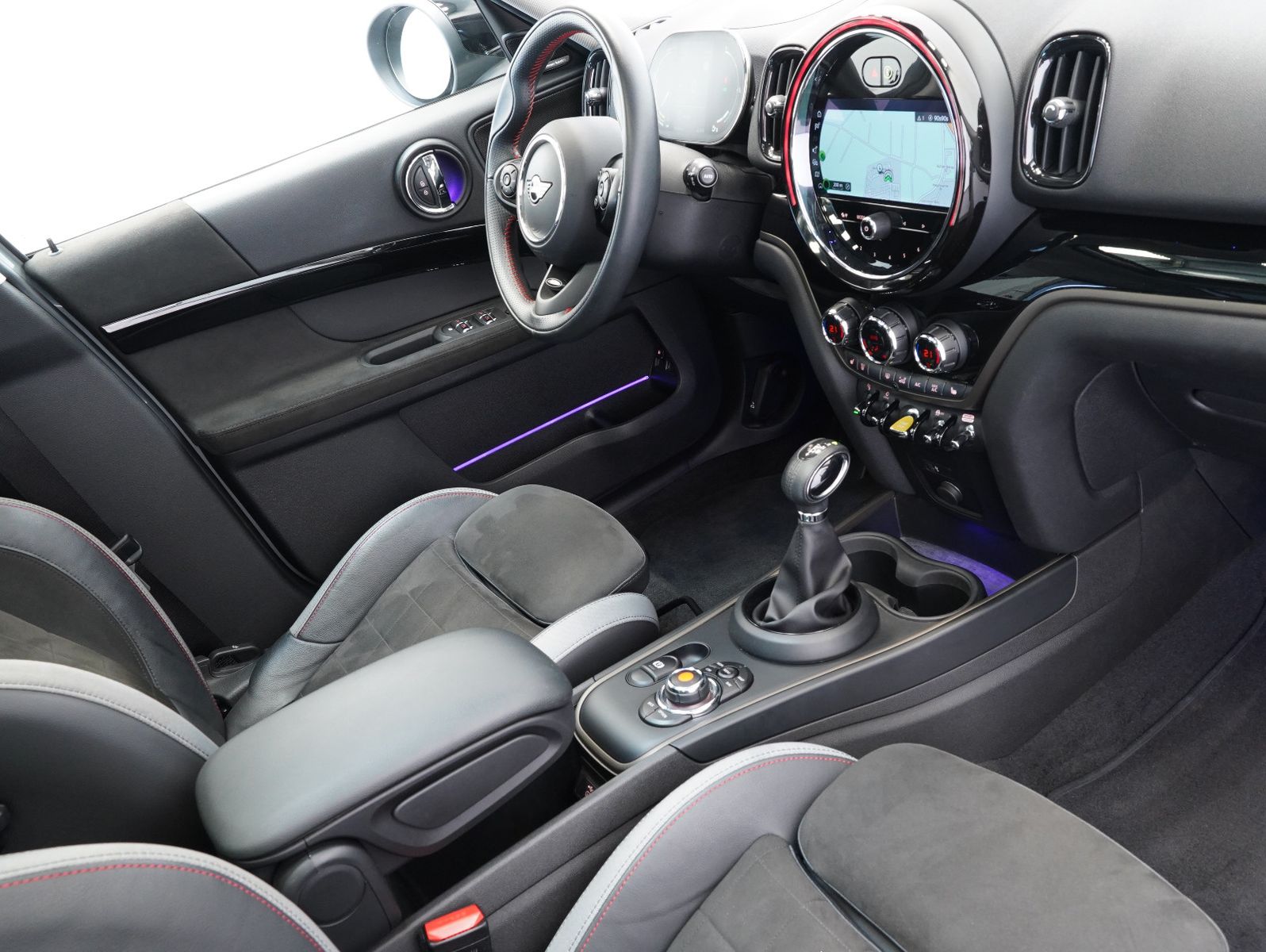 Fahrzeugabbildung MINI COOPER SE Countryman All4 JOHN COOPER WORKS