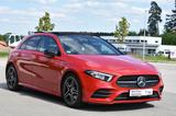 Mercedes-Benz A 200 *AMG*Kamera*Automatik*SHZ*Pano - Mercedes-Benz A 200 mit Benzin-Antrieb: Limousine, Klimaautomatik