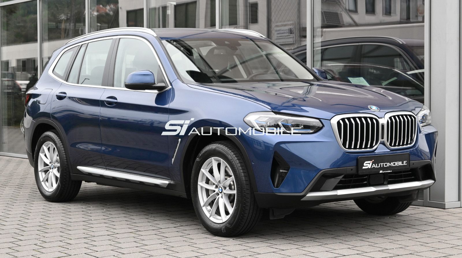 Fahrzeugabbildung BMW X3 xDrive30i °ACC°AHK°STANDHEIZUNG°MEMORY°HUD°