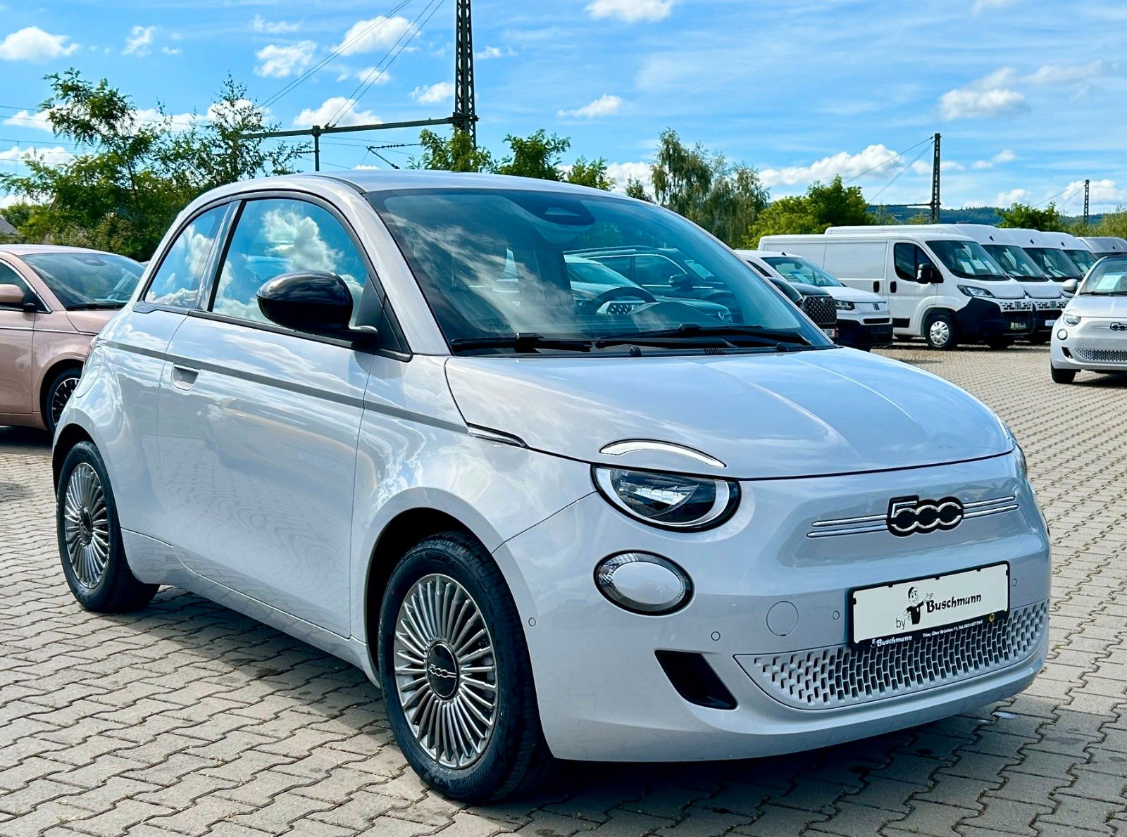 Fiat 500e ICON Limousine 42 kWh inkl. Komfort-Paket