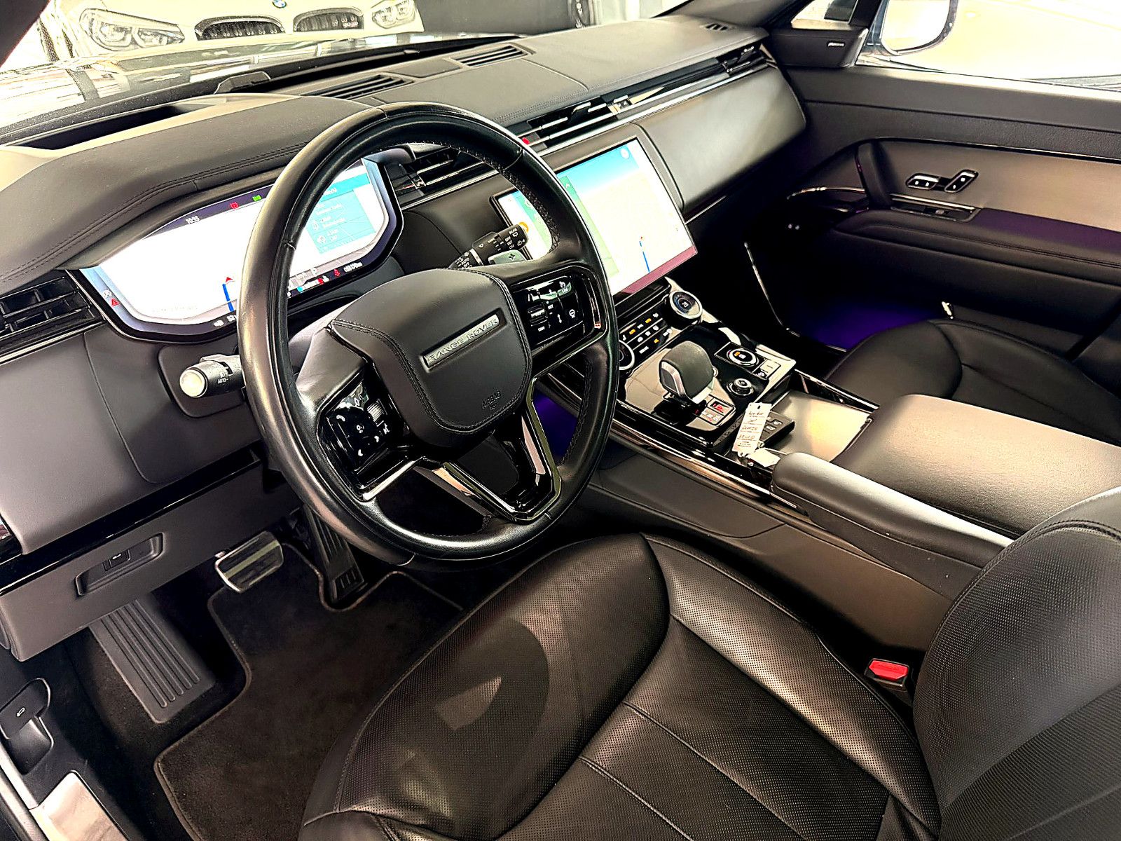 Fahrzeugabbildung Land Rover Range Rover Sport Dynamic SE/PANO/3D''KAMER/MERI